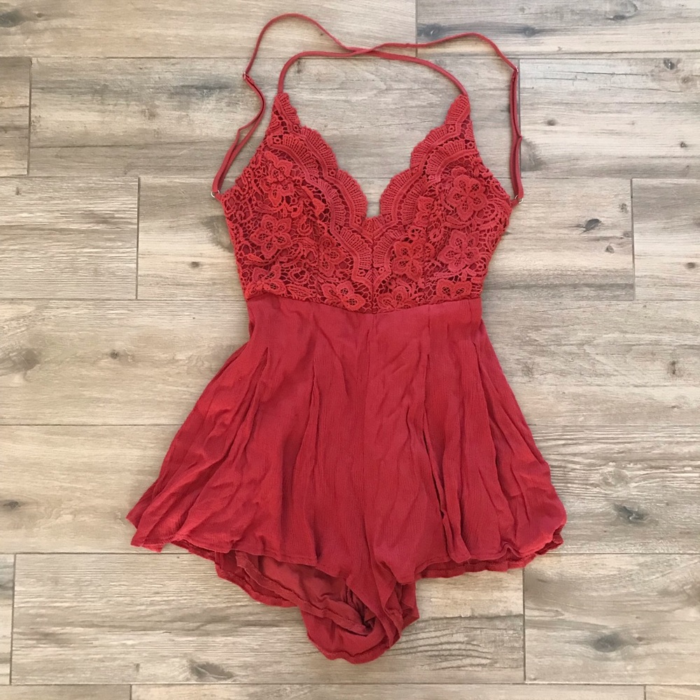 Reposh- Lulu’s lace romper